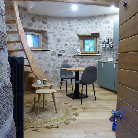 La Tour Du Canet Longessaigne ภายนอก รูปภาพ