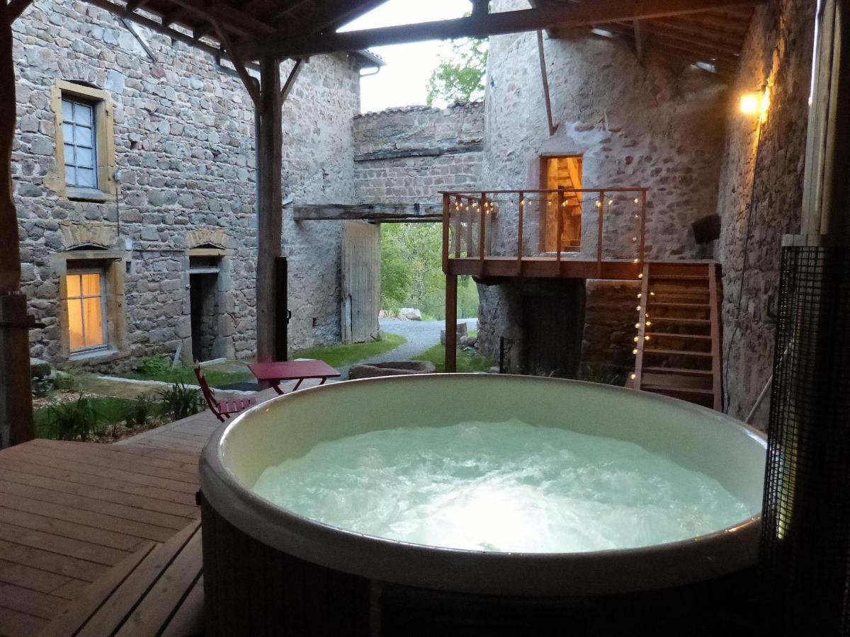 La Tour Du Canet Longessaigne ภายนอก รูปภาพ
